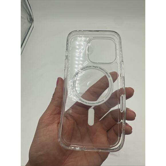 For iPhone 16 PPro | Spigen Ultra Hybrid T Camera Button MagFit Case - Picture 3 of 3